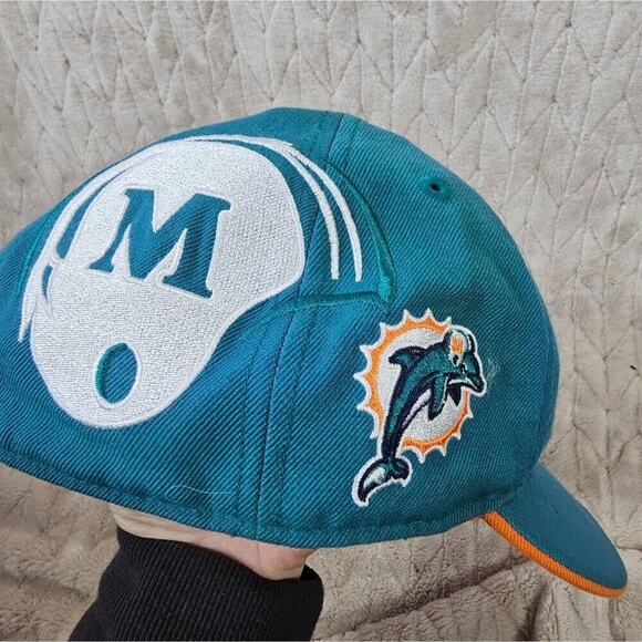 VTG Miami Dolphins Wool Hat Reebok AOP Satin Lined Embroidered Script 90s Sports - Picture 2 of 6